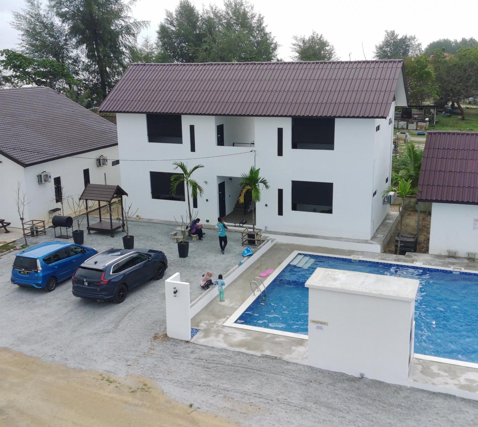 Kamalia Villas Kampung Penarik ภายนอก รูปภาพ